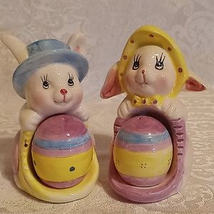 Precious Easter Bunny Salt and Pepper Set